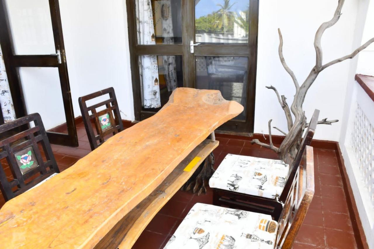 Mavericks Convenient Cozy Loft In Diani'S Cbd Ukunda Bagian luar foto