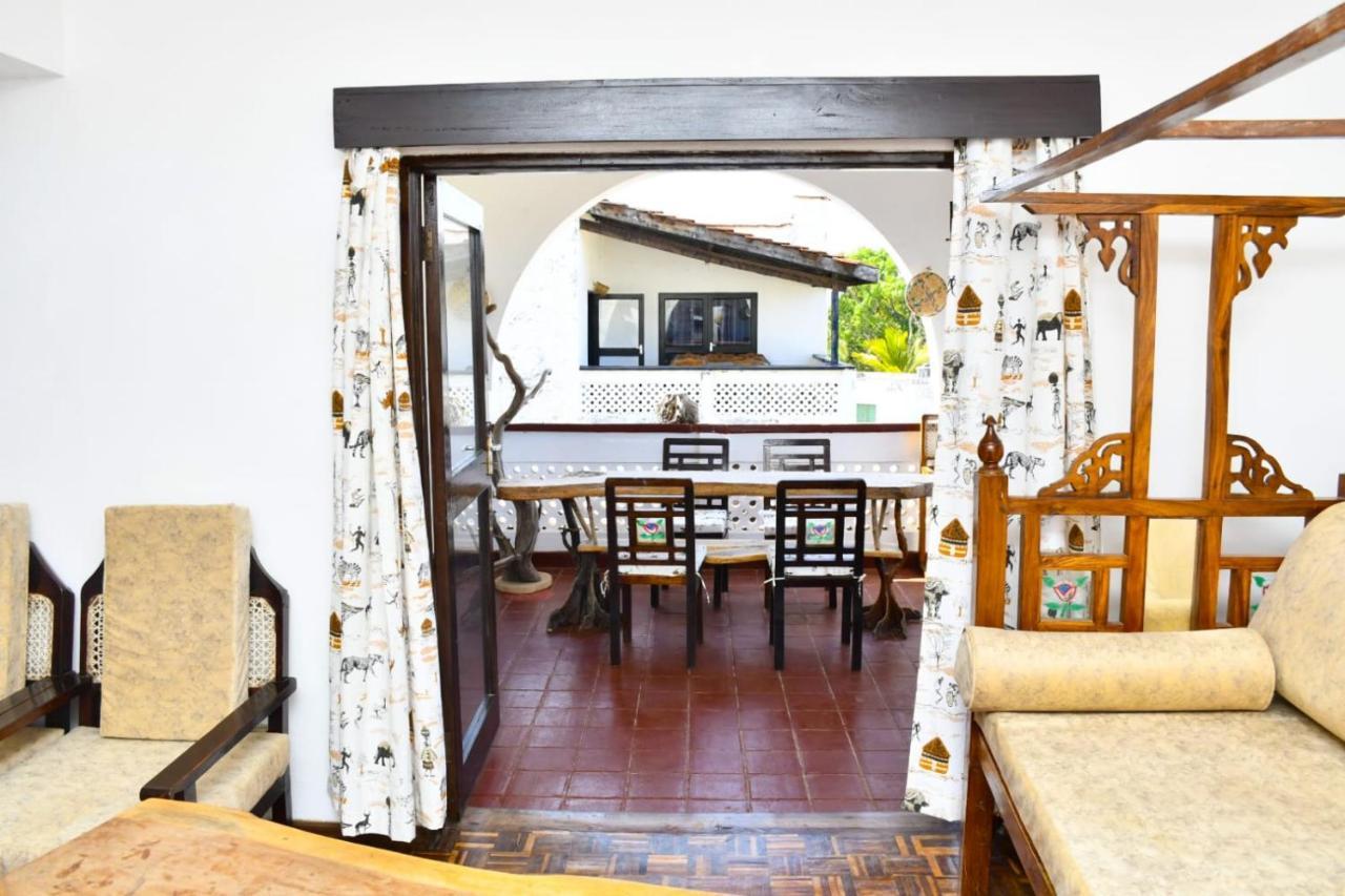 Mavericks Convenient Cozy Loft In Diani'S Cbd Ukunda Bagian luar foto